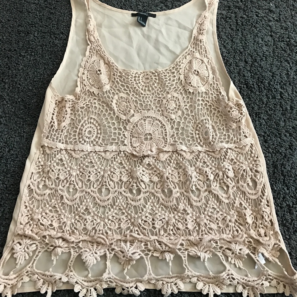 Crotchet front top from forever 21